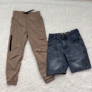 Bundle of 2 Tan cargo pants and blue Lee jeans size 6 for boys